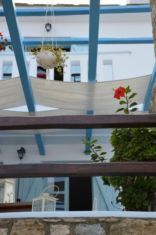 Stella'S Traditional House. Alonnisos Town Exterior photo